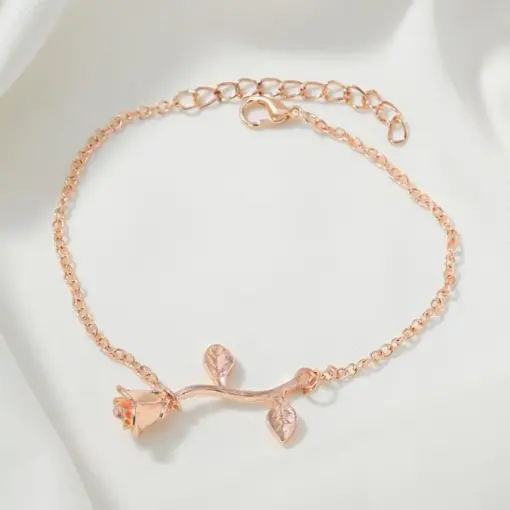 K1061 Luxury Elegant Watch With Bracelet For Women - Image 3