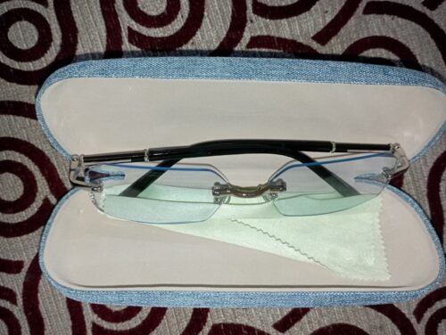 A795 New Cut-Edge Frameless HD Anti-Blue Light Glasses for Men photo review