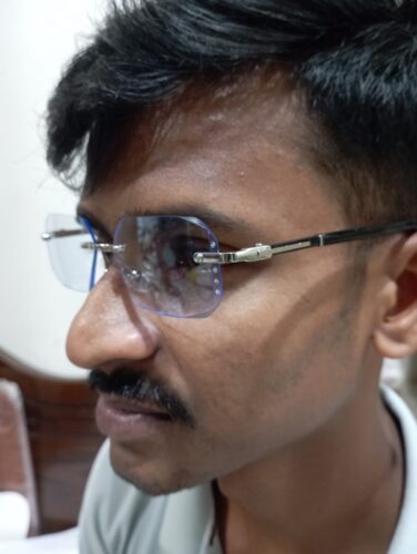 A795 New Cut-Edge Frameless HD Anti-Blue Light Glasses for Men photo review