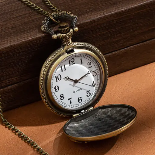 K1108 Vintage Bronze Motorcycle Pocket Watch - Image 2