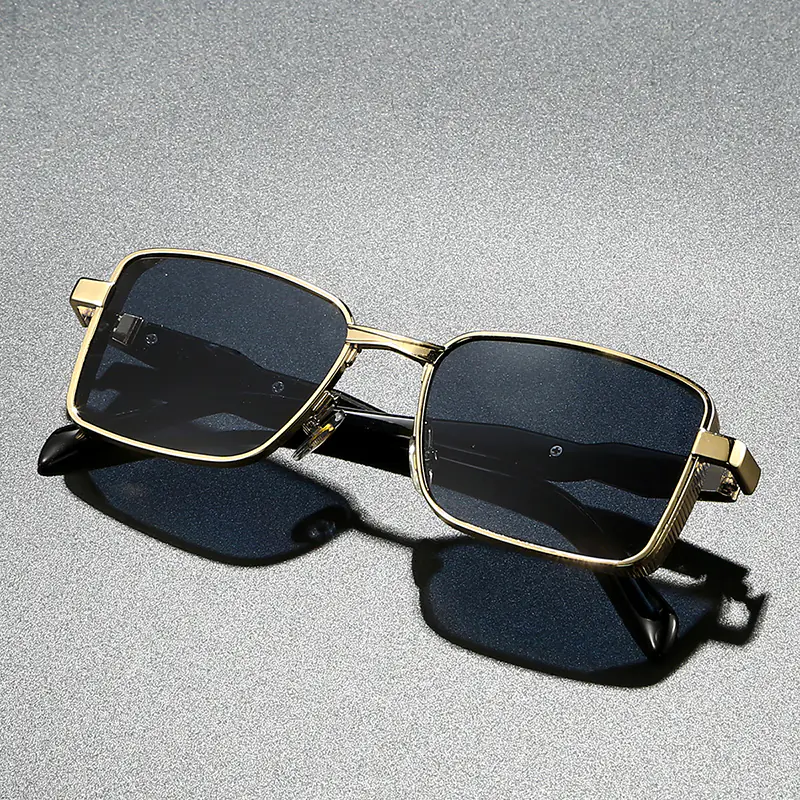 A932 Premium Black & Gold Frame Sunglasses - Image 4