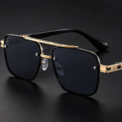 A947 Luxury Gold Frame Square Sunglasses
